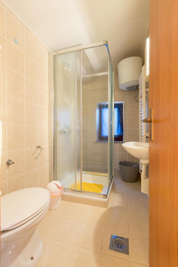 Apartmani Gilda Врсар Экстерьер фото
