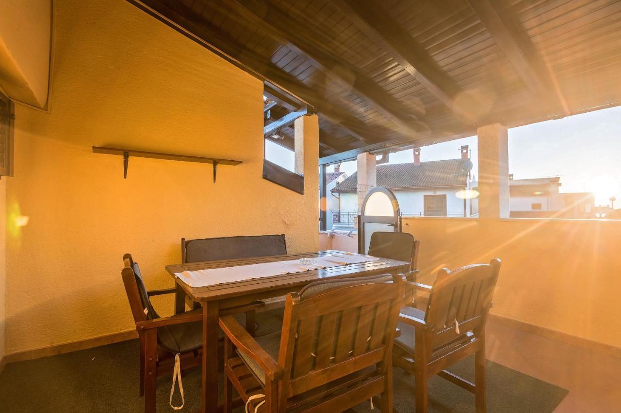 Apartmani Gilda Врсар Экстерьер фото