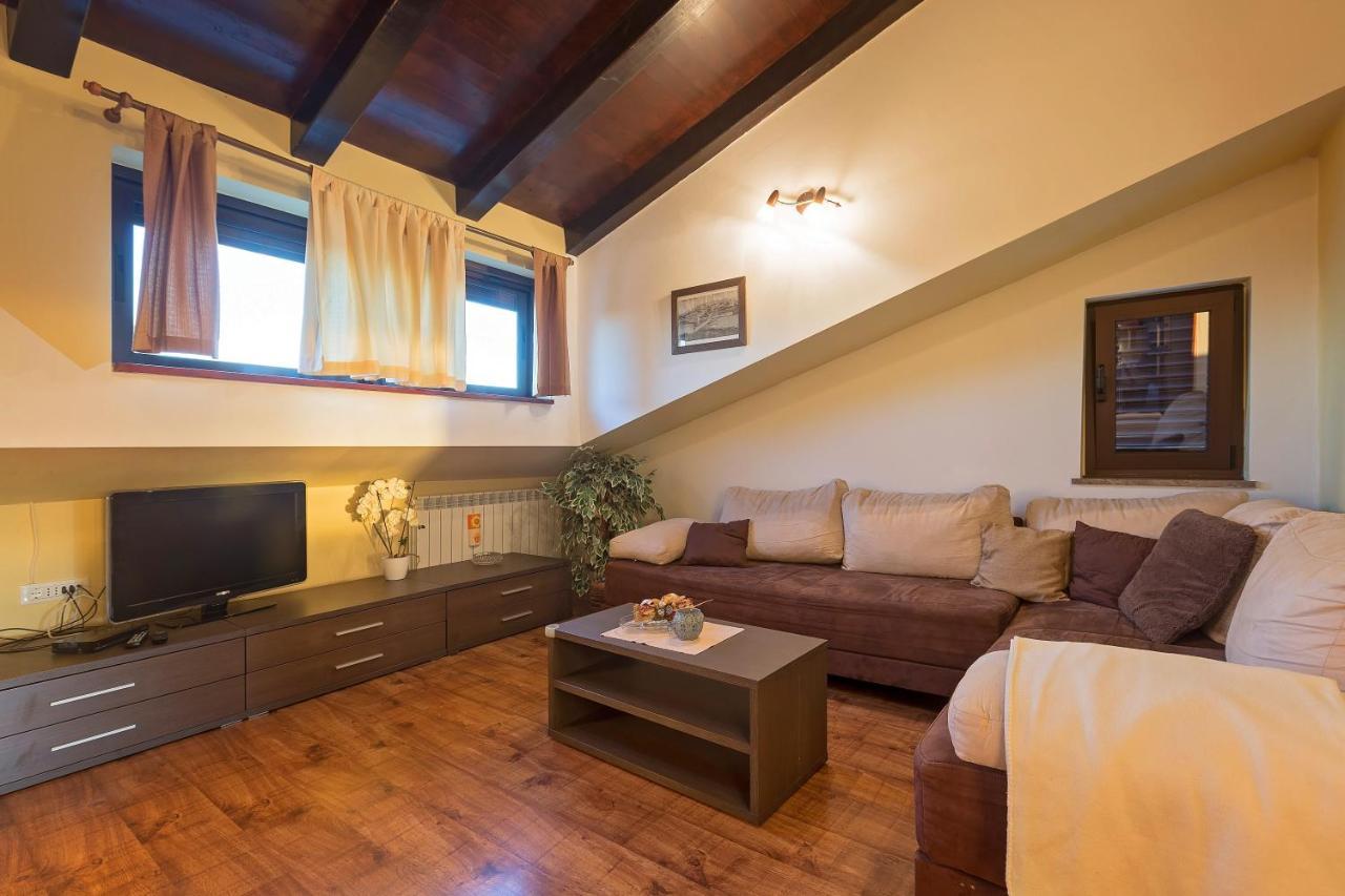 Apartmani Gilda Врсар Экстерьер фото