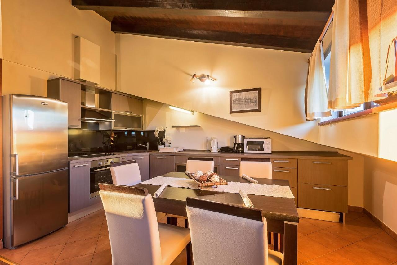 Apartmani Gilda Врсар Экстерьер фото