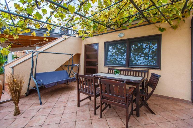 Apartmani Gilda Врсар Экстерьер фото