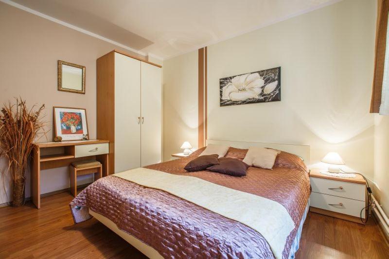 Apartmani Gilda Врсар Экстерьер фото