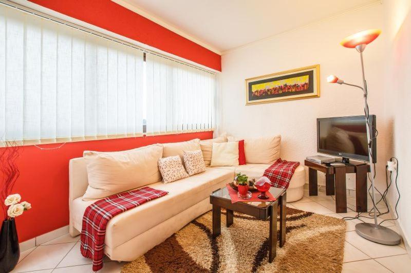 Apartmani Gilda Врсар Экстерьер фото